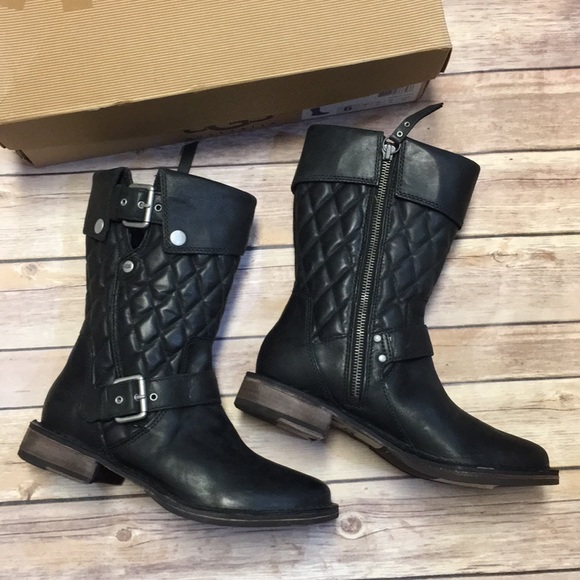 UGG Shoes - NWT UGG Conor Boots
